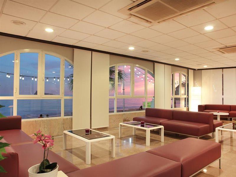 Hotel Bilbaino Benidorm Bagian luar foto