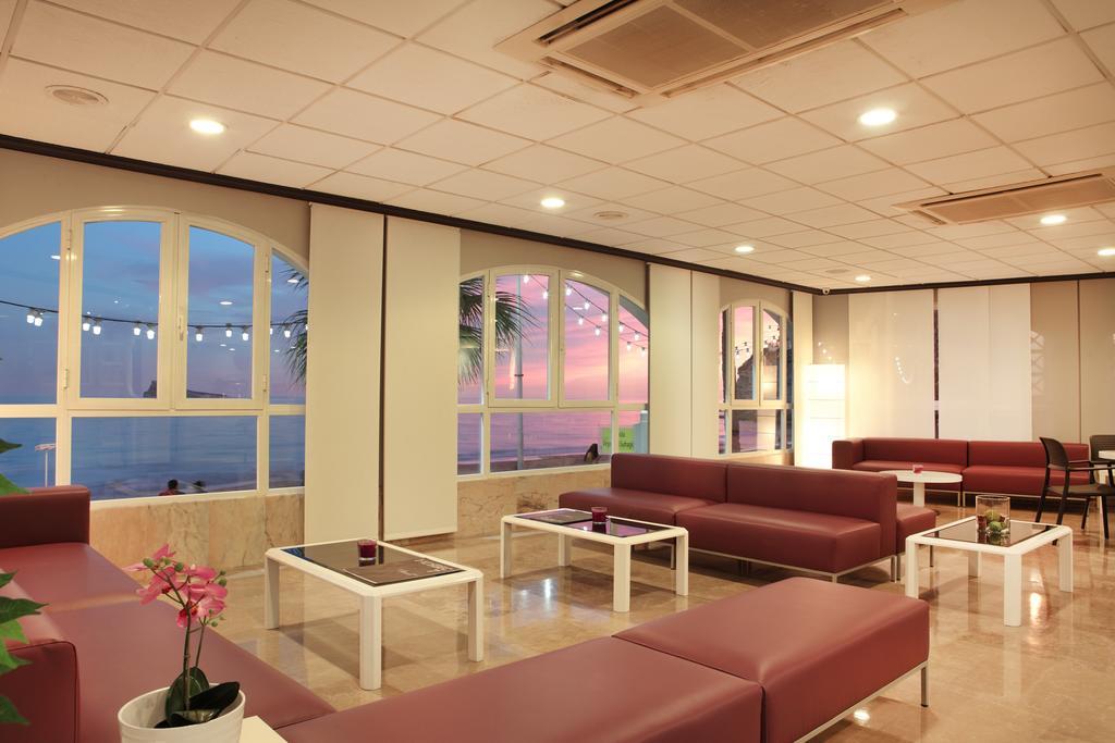 Hotel Bilbaino Benidorm Bagian luar foto