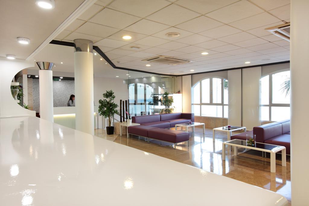 Hotel Bilbaino Benidorm Bagian luar foto