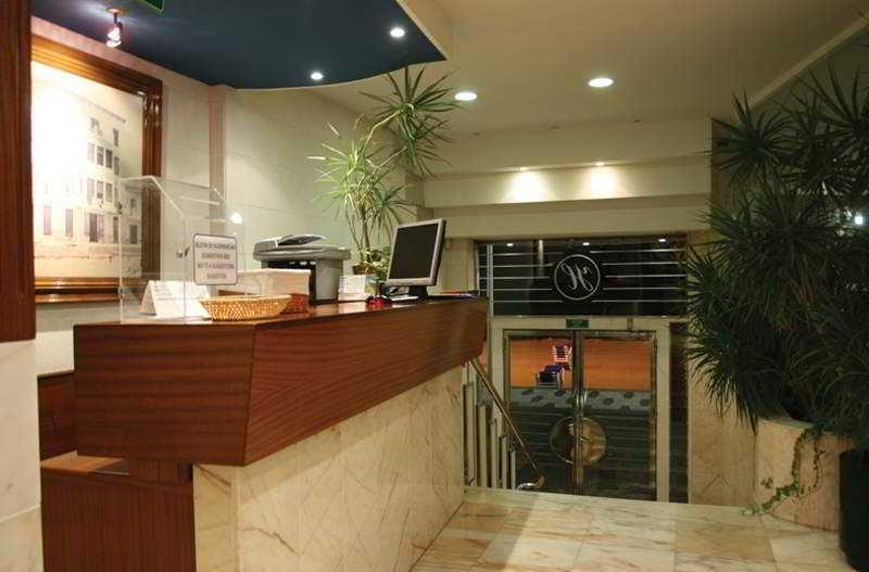 Hotel Bilbaino Benidorm Bagian luar foto