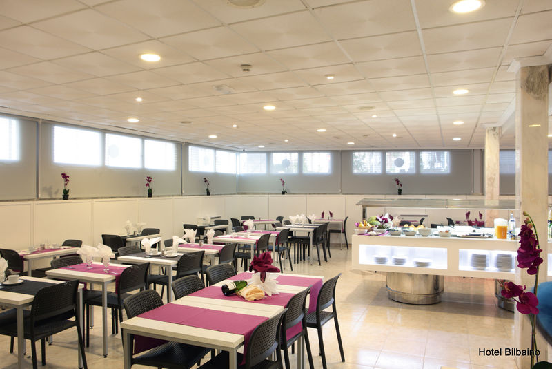 Hotel Bilbaino Benidorm Bagian luar foto