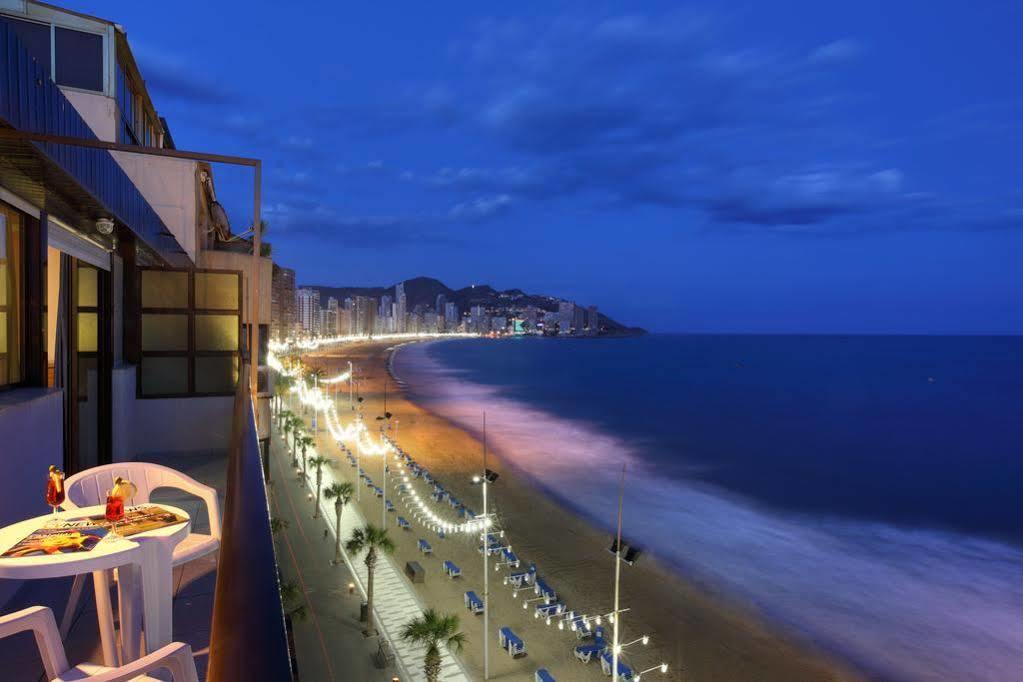 Hotel Bilbaino Benidorm Bagian luar foto
